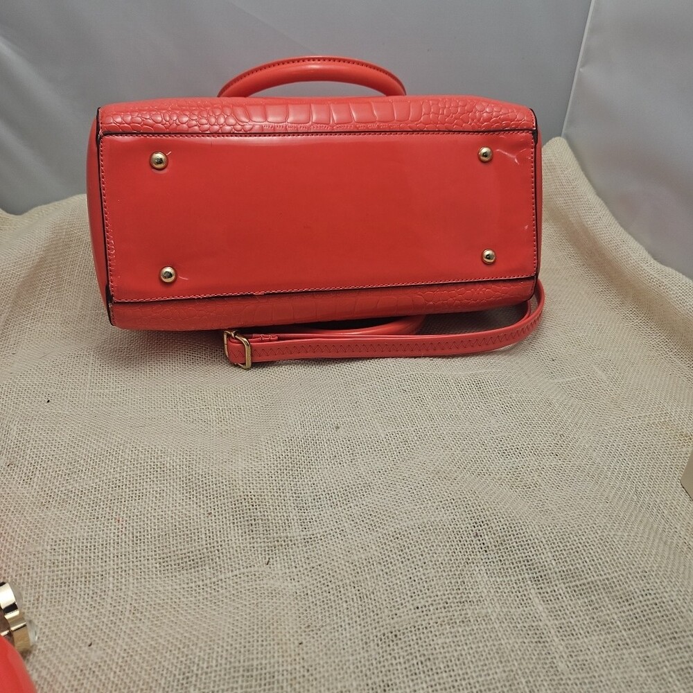 Tory Burch-Top-Handle Satchel with Matching Wallet - Picture 7 of 7